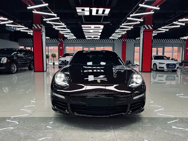 Porsche Panamera 2011