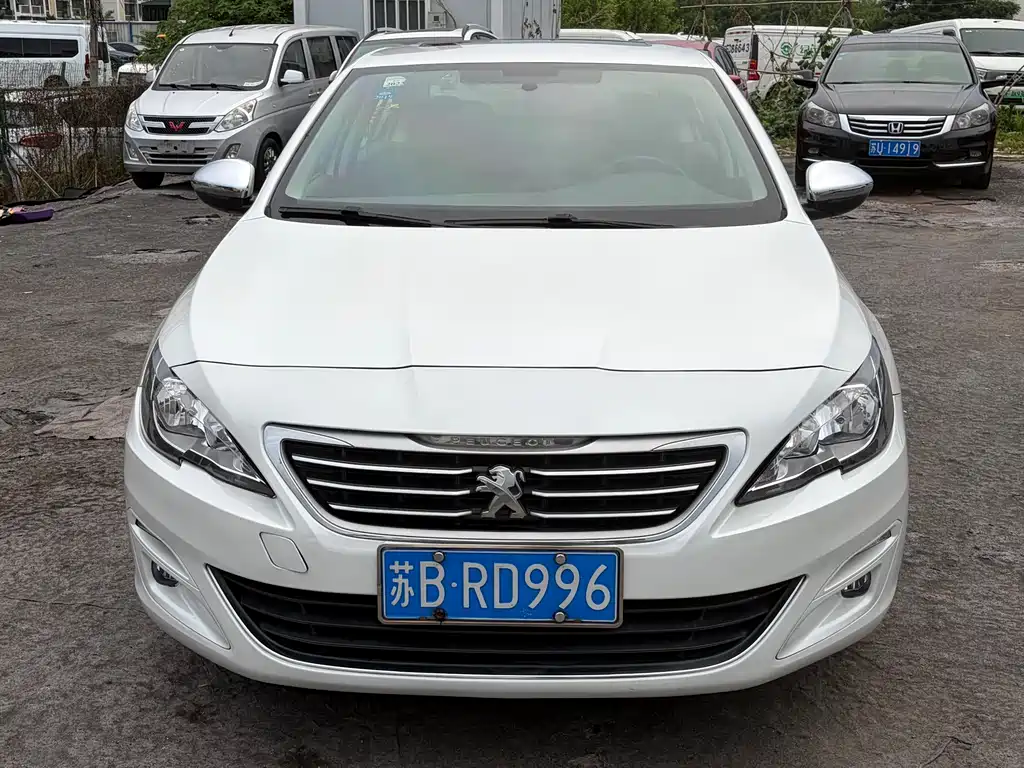 Peugeot 408 2015 — фото 2