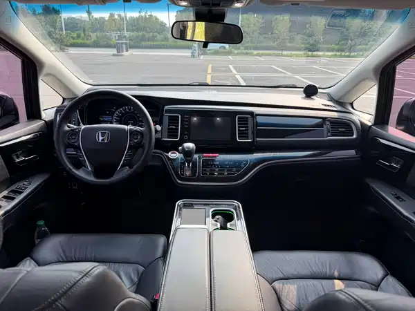 Honda Elysion 2021
