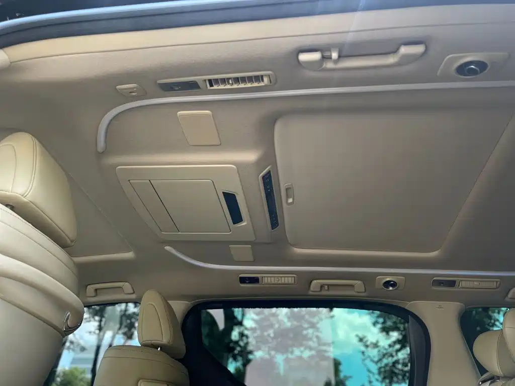 Toyota Vellfire 2021 — фото 14