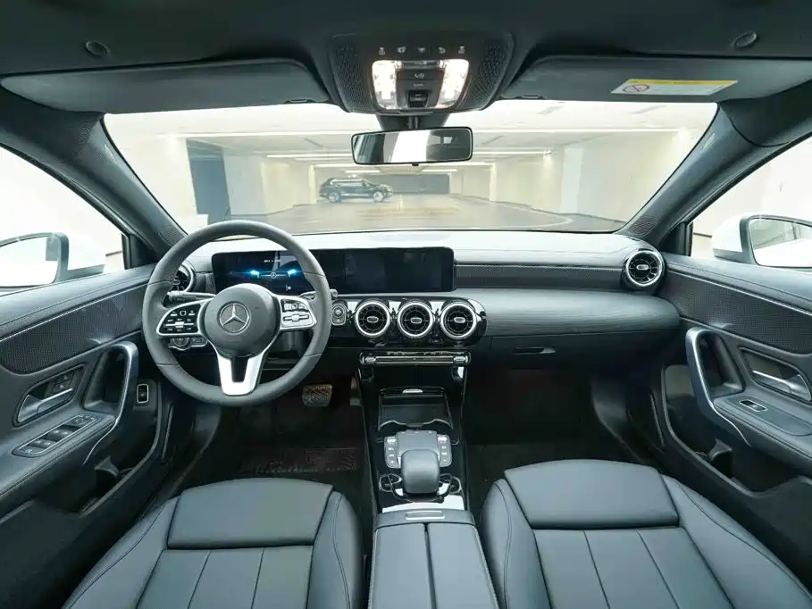 Mercedes-Benz A-Class 2020 — фото 20