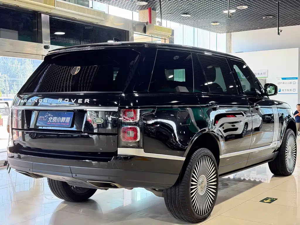 Land Rover Range Rover 2020 — фото 15