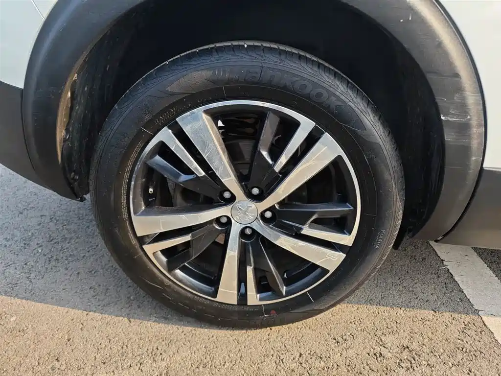 Peugeot 5008 2018 — фото 26
