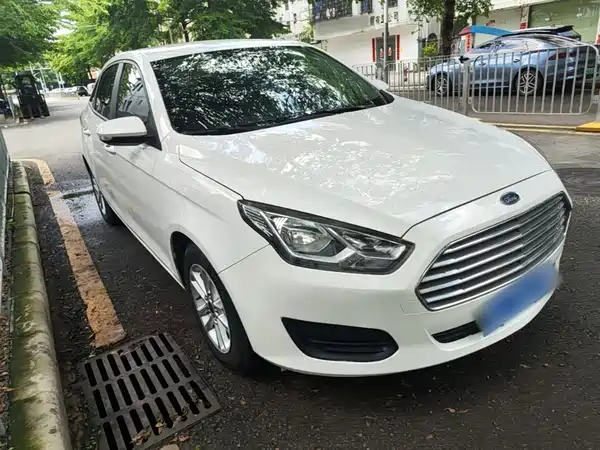 Ford Escort 2019