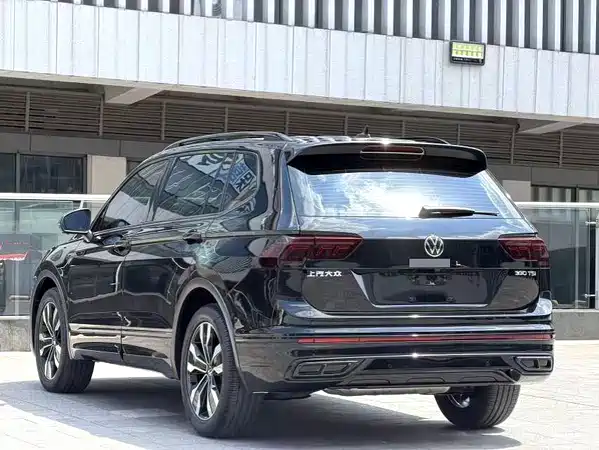 Volkswagen Tiguan L 2022
