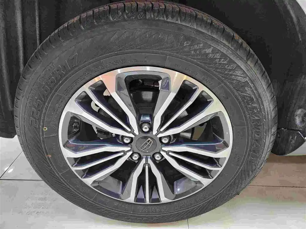 Geely Vision X6 2018 — фото 18