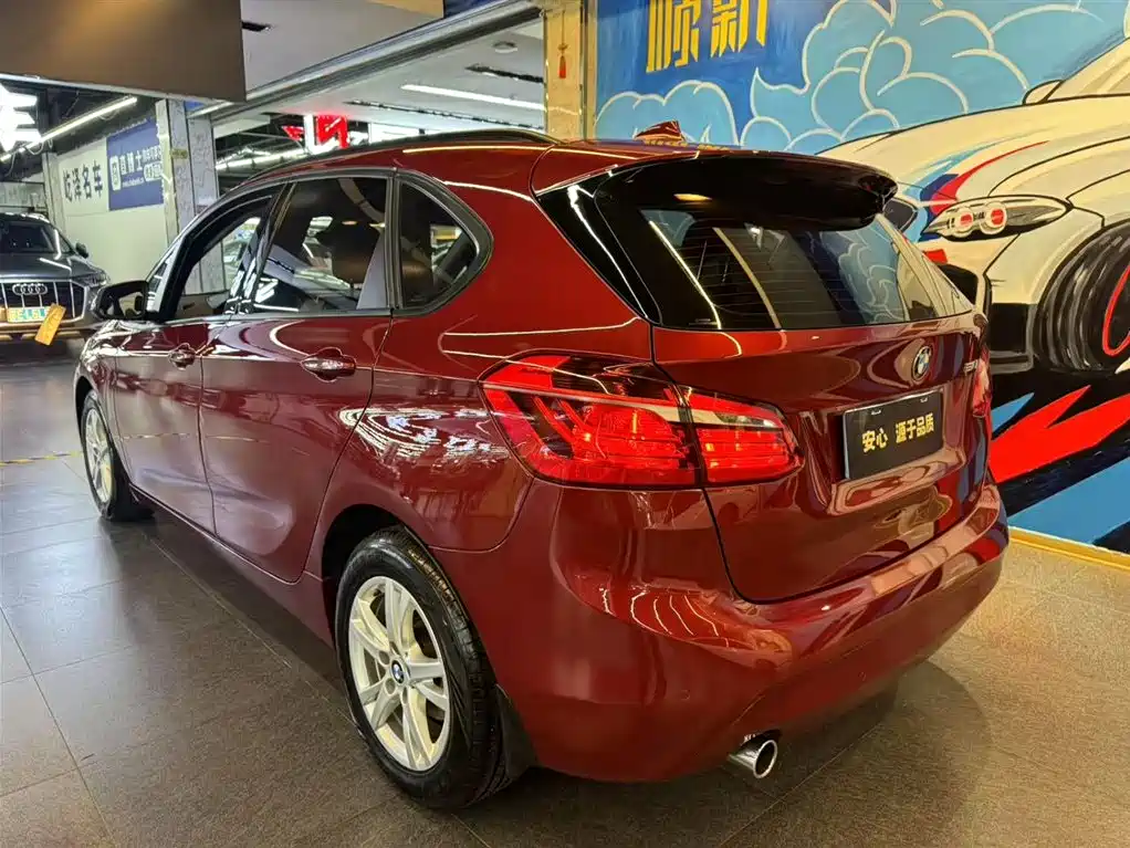 BMW 2 Series Active Tourer 2015 — фото 3