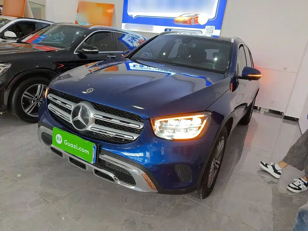 Mercedes-Benz GLC 2021 — фото 1