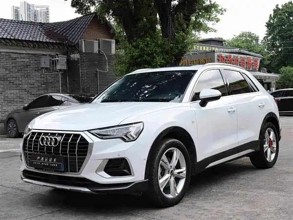Audi Q3 2022