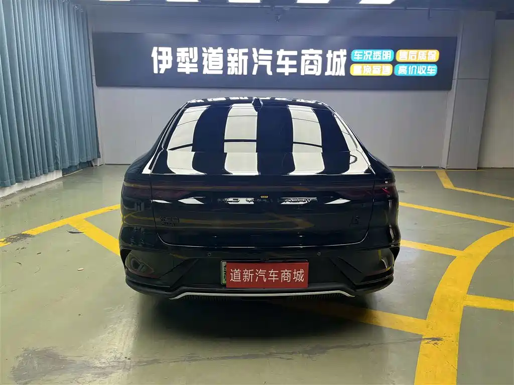 BYD Han 2025 — фото 8