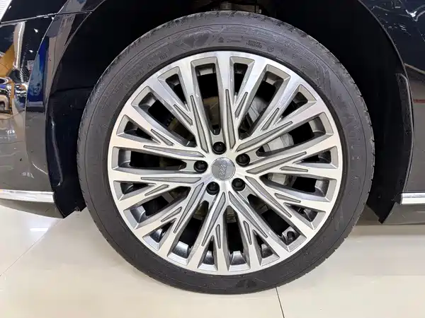 Audi A8 2021