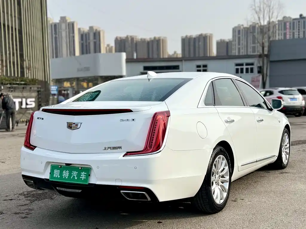 Cadillac XTS 2019 — фото 10