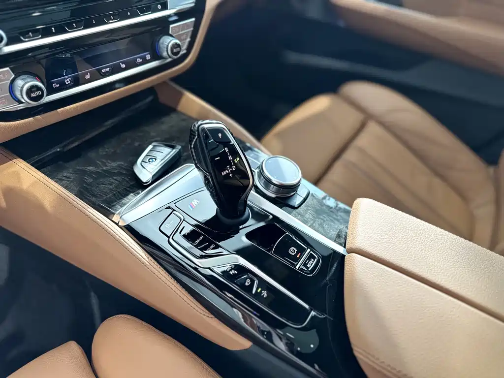 BMW 6 Series GT 2024
