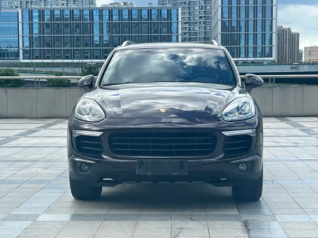 Porsche Cayenne 2016 — фото 2