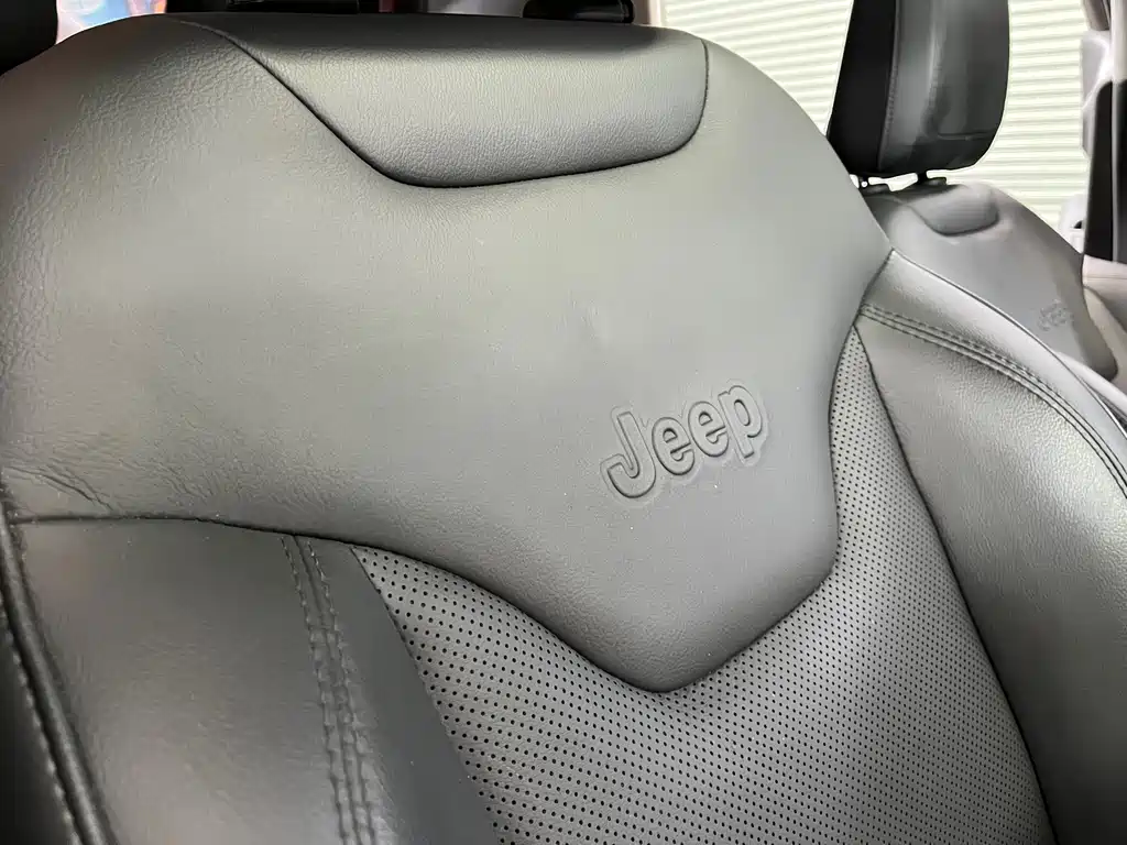 Jeep Compass 2019 — фото 15
