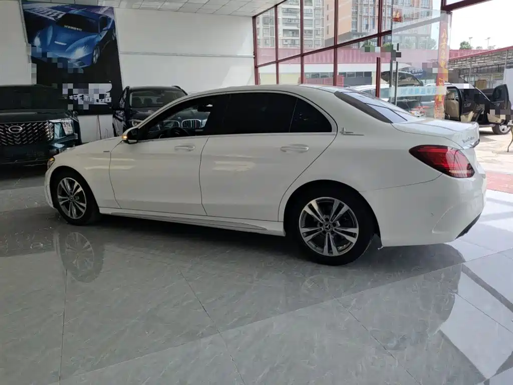 Mercedes-Benz C-Class 2018 — фото 5