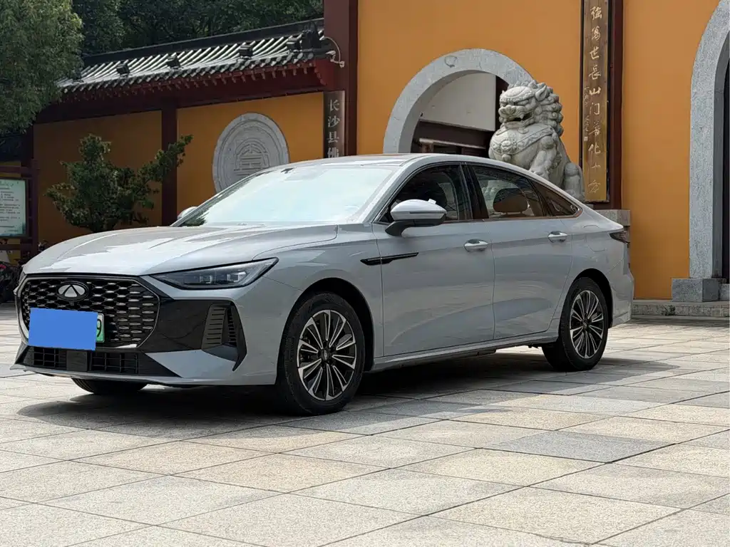 Chery Fengyun A8L 2025 — фото 1