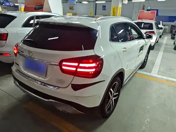 Mercedes-Benz GLA 2018