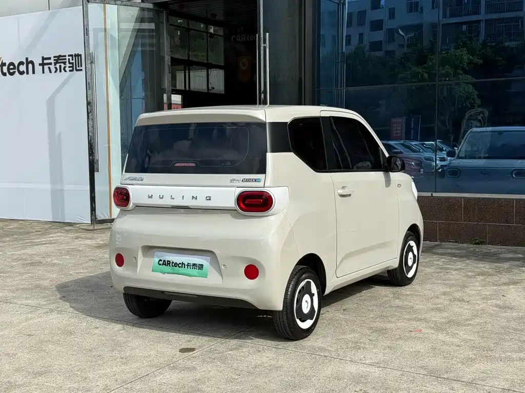 Wuling Hongguang MINIEV 2025
