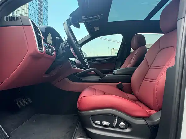 Porsche Cayenne 2019