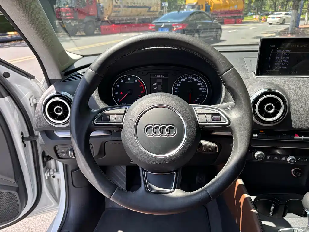 Audi A3 2015 — фото 19