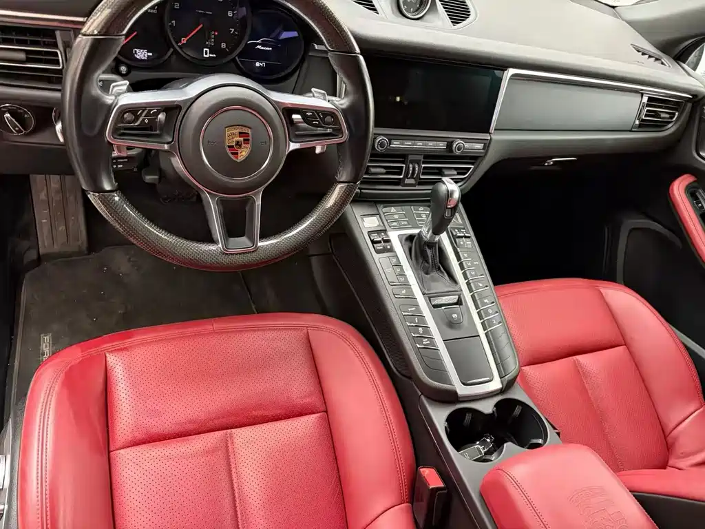 Porsche Macan 2025
