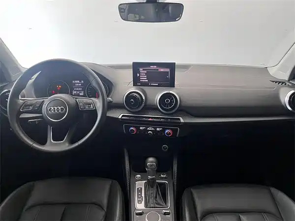 Audi Q2L 2022