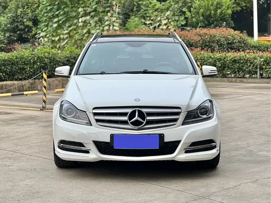 Mercedes-Benz C-Class 2012