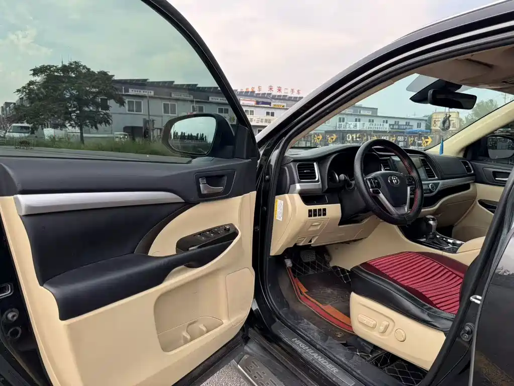 Toyota Highlander 2018 — фото 4