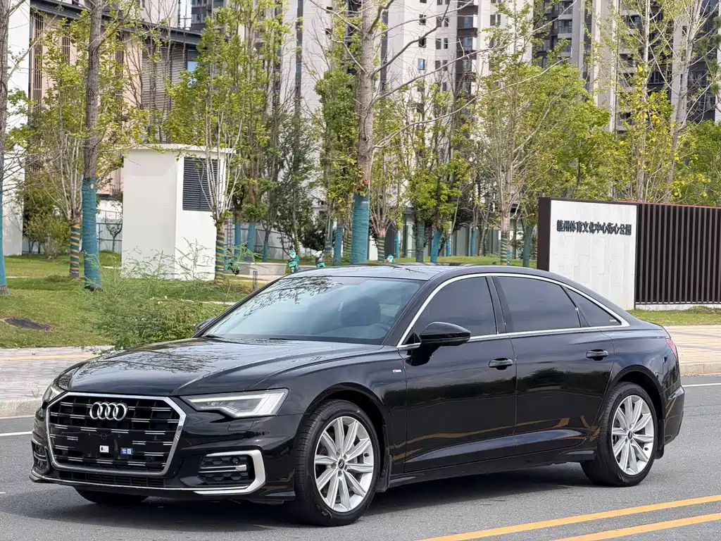 Audi A6L 2023 — фото 1