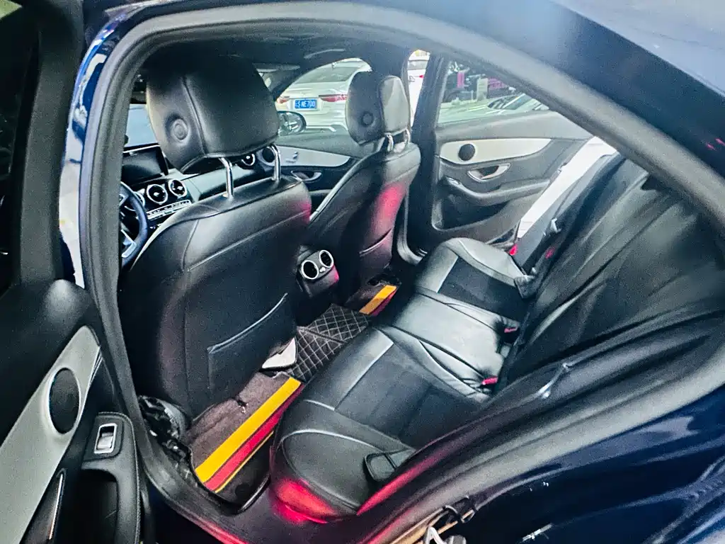 Mercedes-Benz C-Class 2018 — фото 4
