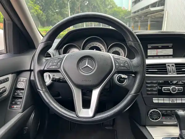 Mercedes-Benz C-Class 2012