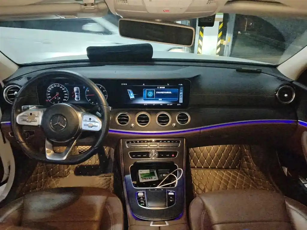 Mercedes-Benz E-Class 2020 — фото 13