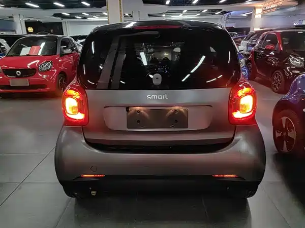 smart fortwo 2018