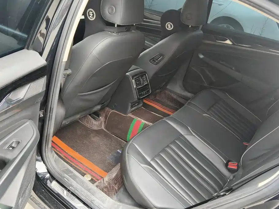 Volkswagen Passat 2023 — фото 11