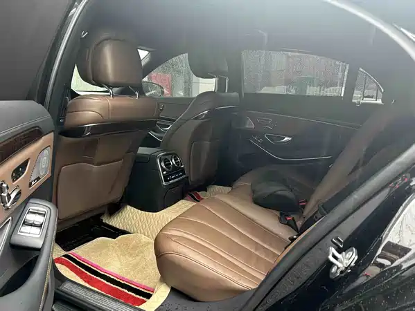 Mercedes-Benz S-Class 2020