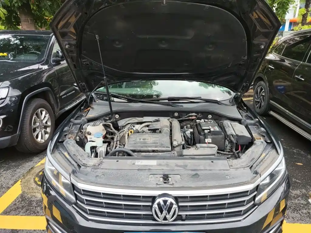 Volkswagen Passat 2018 — фото 21