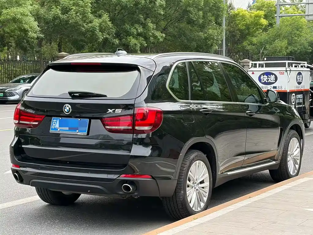 BMW X5 2016 — фото 19
