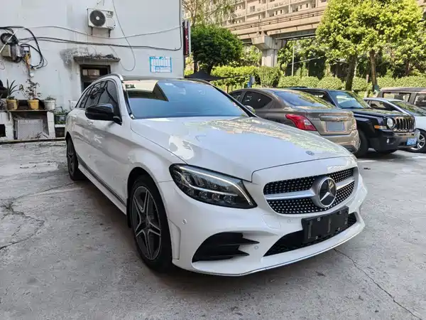 Mercedes-Benz C-Class 2020