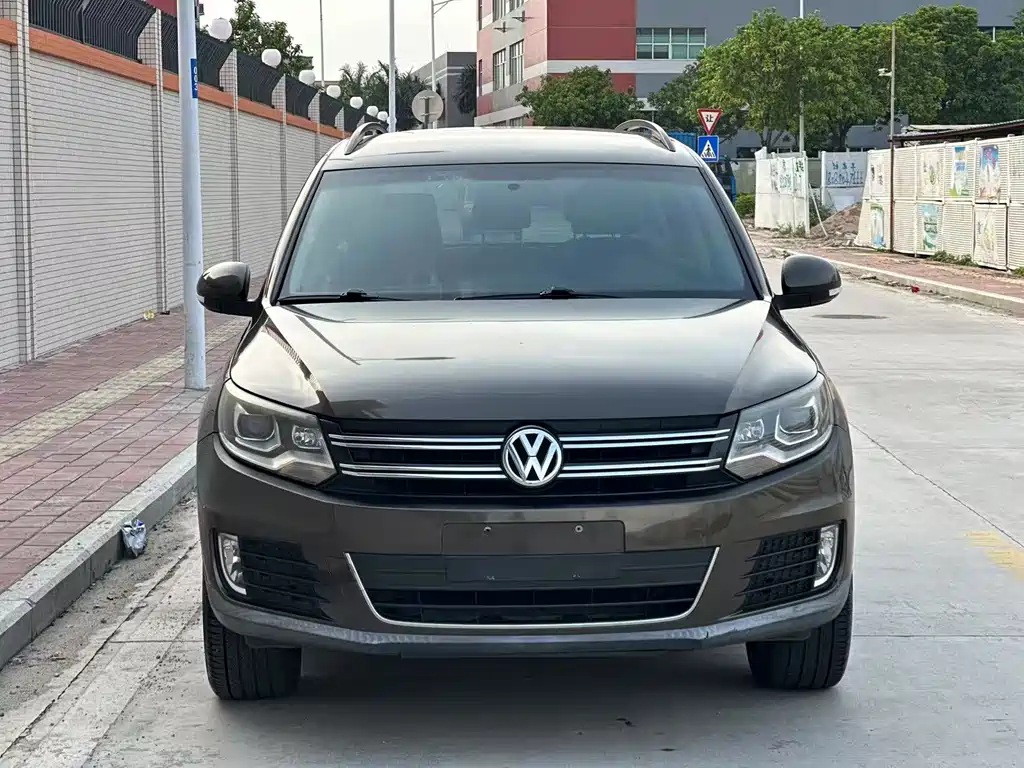 Volkswagen Tiguan 2014 — фото 2