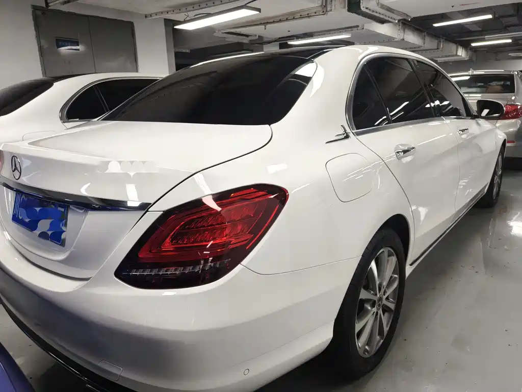 Mercedes-Benz C-Class 2021 — фото 12