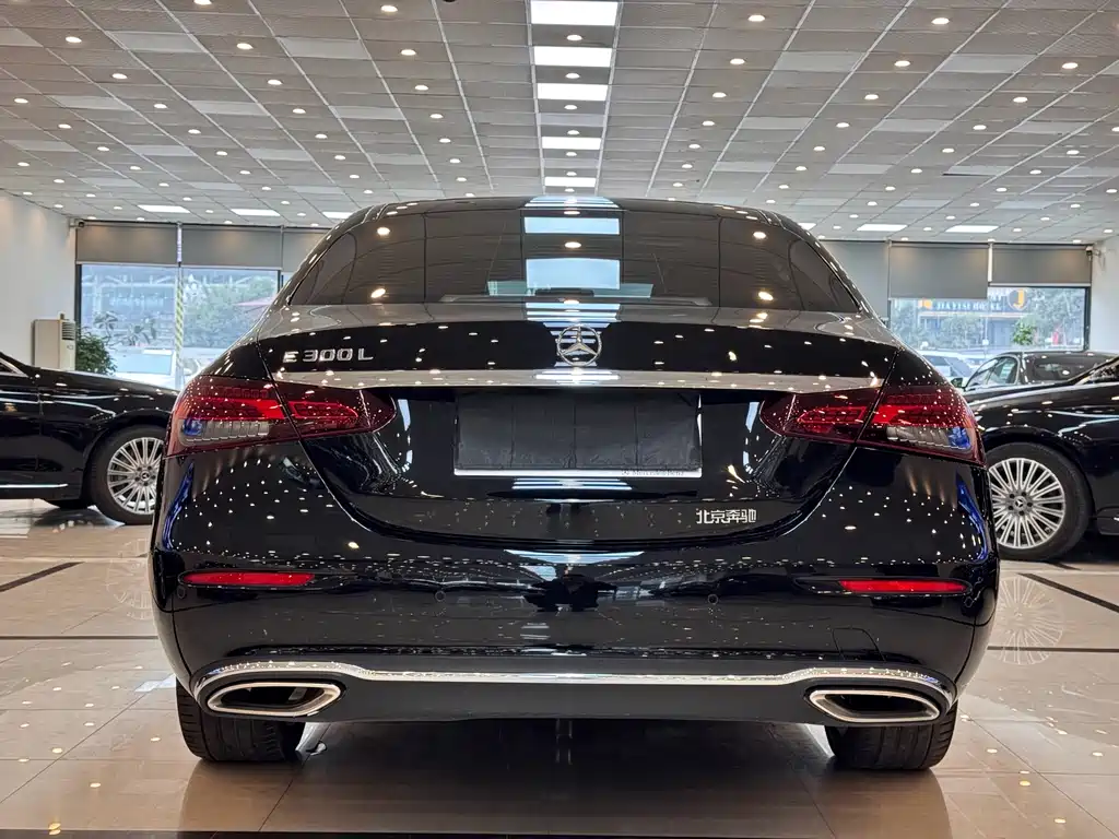 Mercedes-Benz E-Class 2023