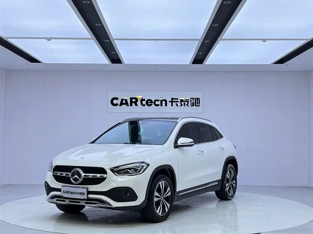 Mercedes-Benz GLA 2020