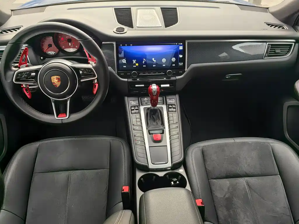 Porsche Macan 2015 — фото 16