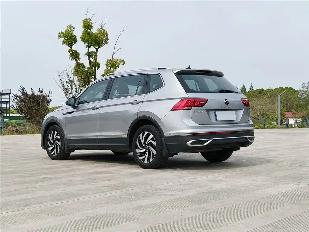 Volkswagen Tiguan L 2021