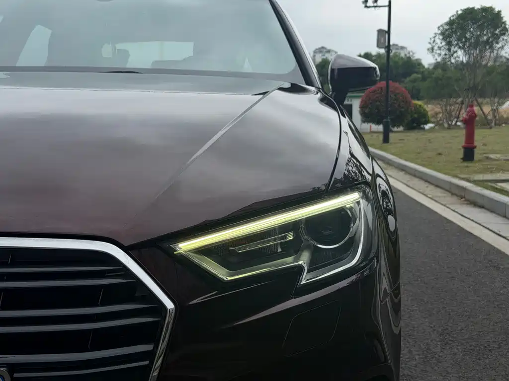 Audi A3 2018 — фото 26