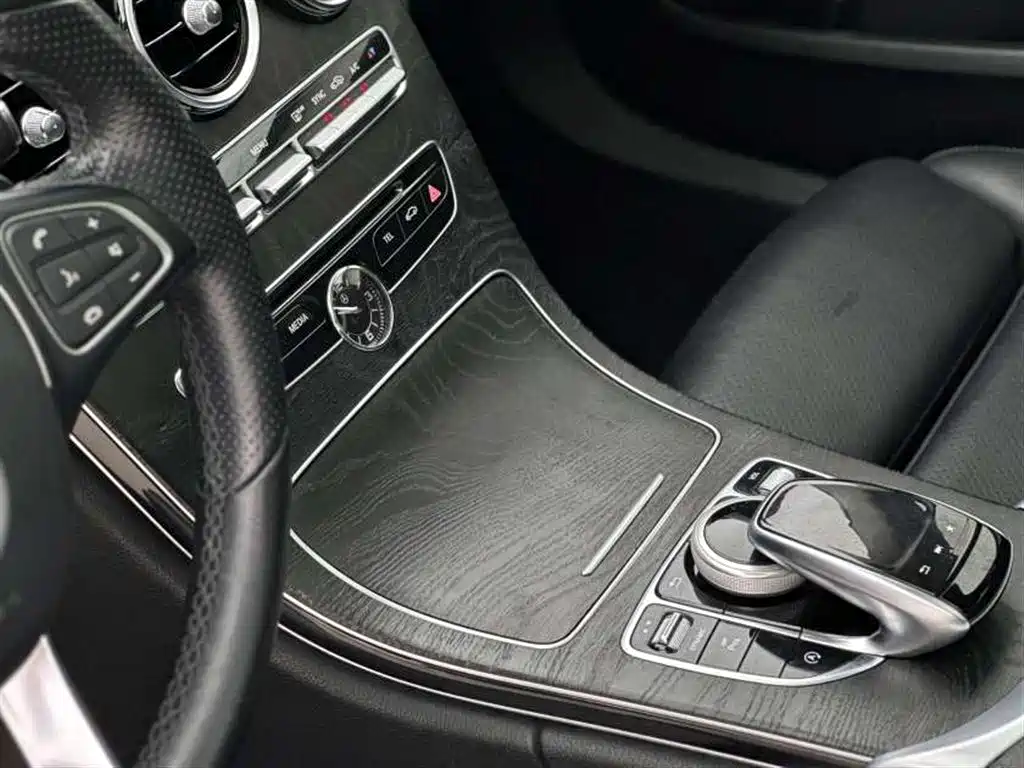 Mercedes-Benz C-Class 2018 — фото 11