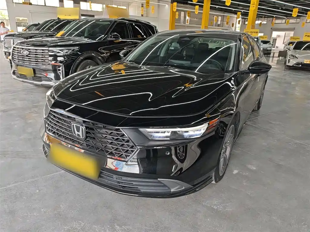 Honda Accord 2023 — фото 1