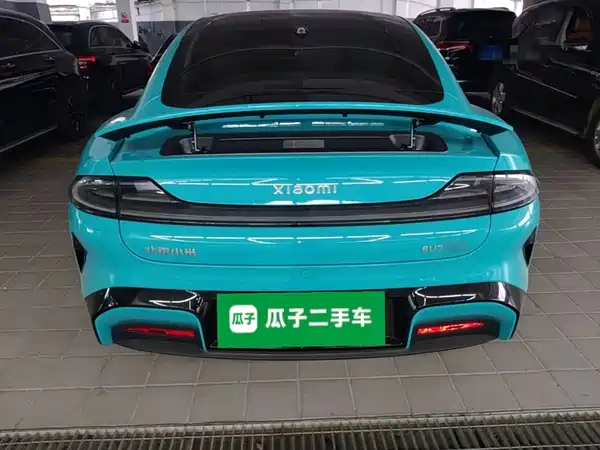 Xiaomi SU7 2025