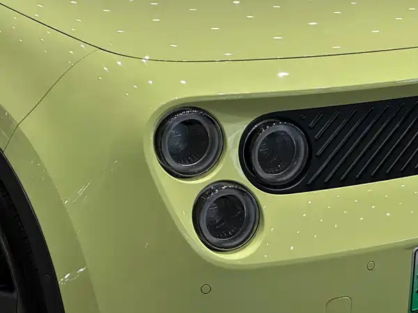 Firefly Firefly 2025